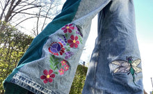 Laden Sie das Bild in den Galerie-Viewer, SD: Ungarn 2 Kalocsai (light) 30er