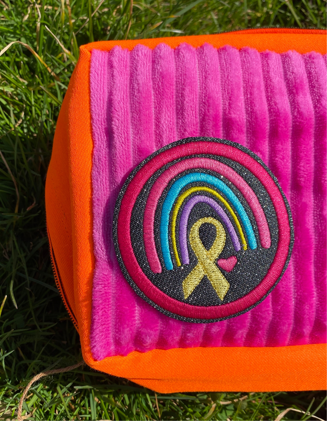 KathieKreativ_Regenbogen_Handmade_patch_Aufnaeher_Applikation_Stickdatei_sticken_naehen