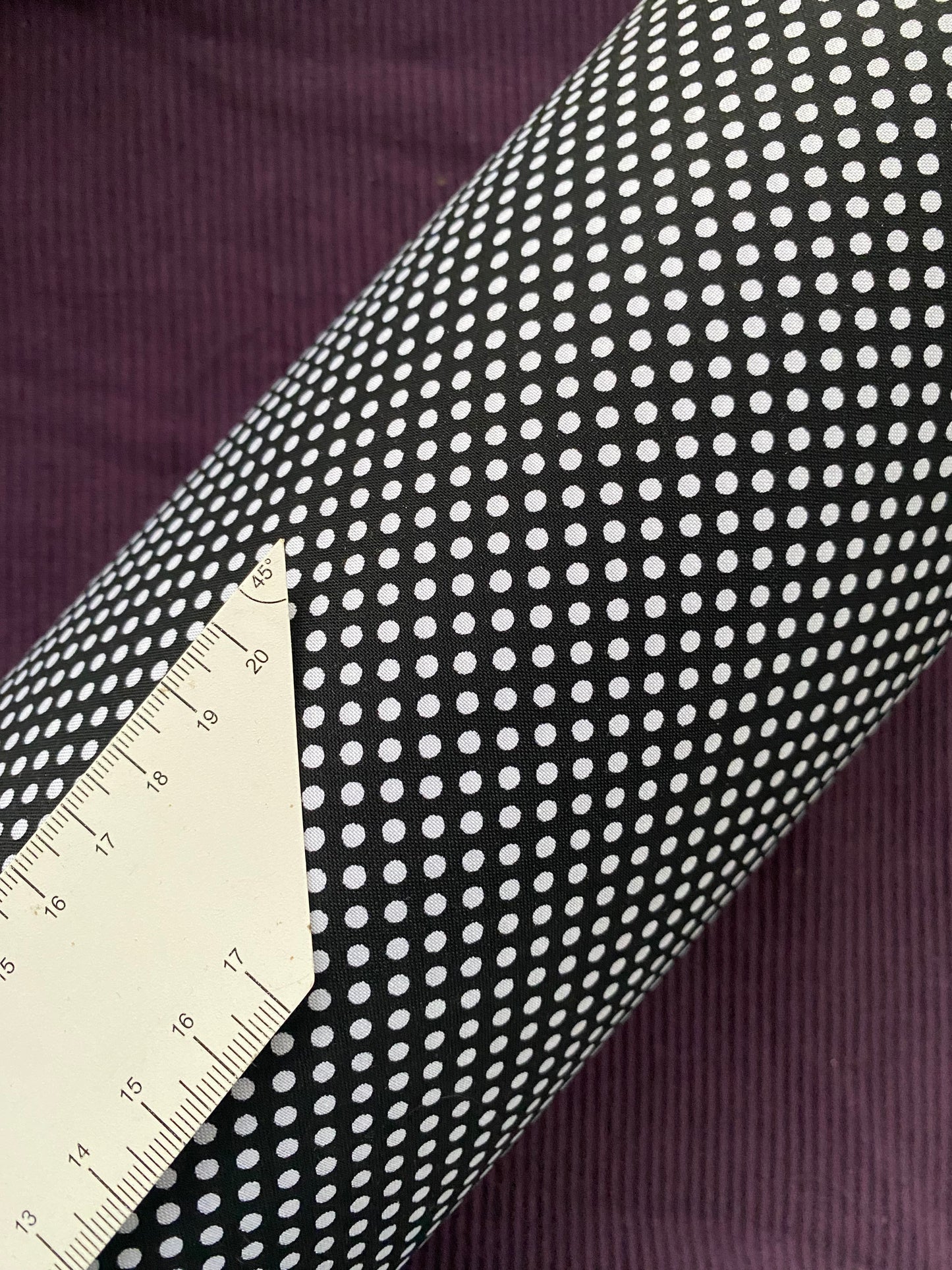 Baumwolle_Polyester_Webware_Meterware_Günstig_schwarz_weiß_gestreift_streifen