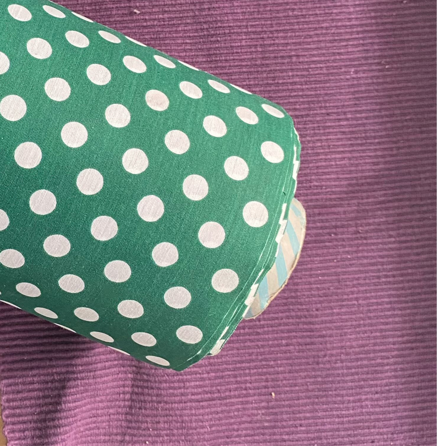 Baumwolle_Polyester_Webware_Meterware_Günstig_grün_weiß_polka_dots_punkte