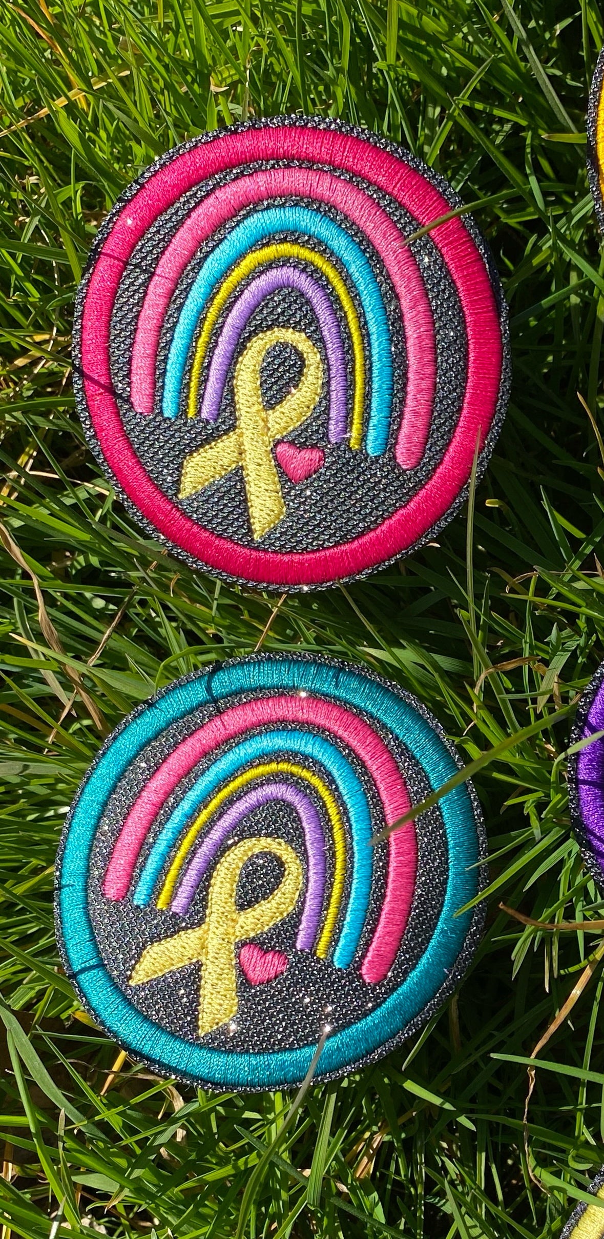 KathieKreativ_Regenbogen_Handmade_patch_Aufnaeher_Applikation_Stickdatei_sticken_naehen