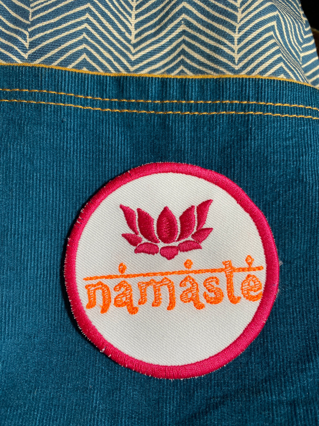 Patch: Namaste - Pink Lotus - Größe wählbar (SUMa)