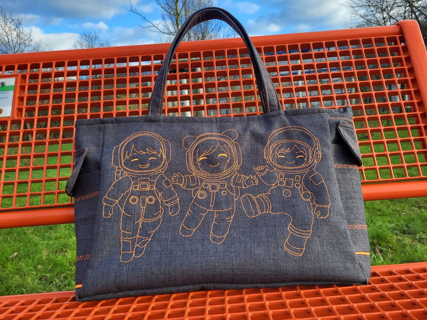 SD: Astronauten Trio Redwork 30er