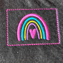 Laden Sie das Bild in den Galerie-Viewer, SD: Regenbogen Herz - Mini Label - 6er