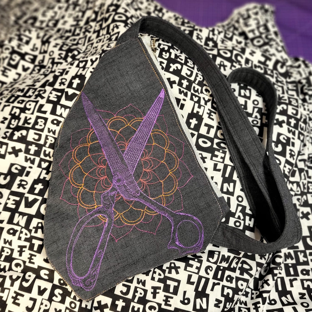 KathieKreativ_Mandala_Schere_Doodle_Redwork_Stickdatei_sticken