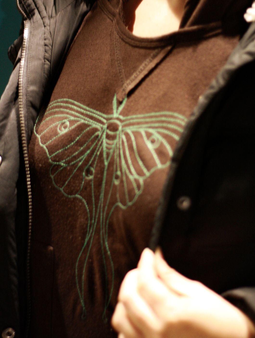 Luna_Moth_Motte_Redwork_sticken_stickdatei_schnell_motte_mond_embroidery