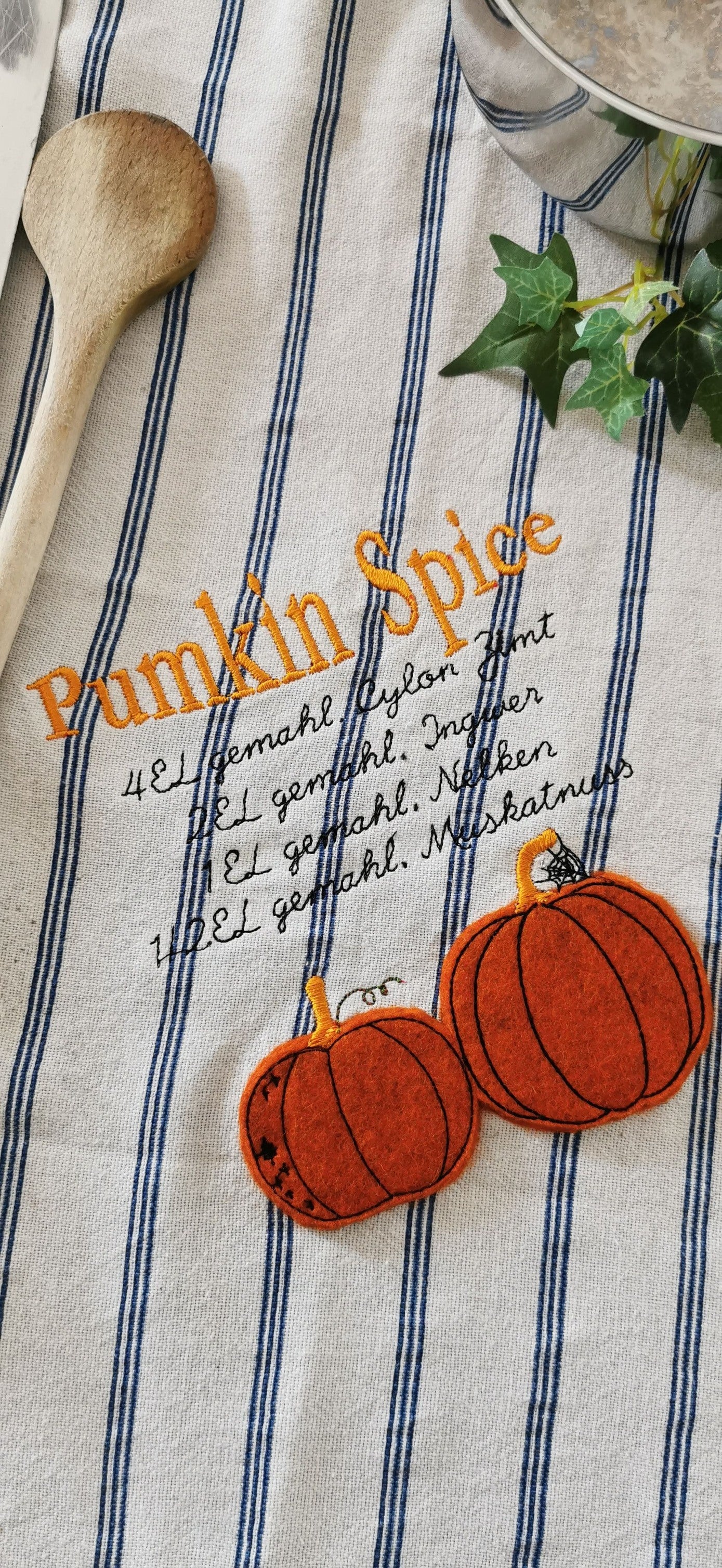 SD: PumpkinSpice Doodle Appli 15x17er