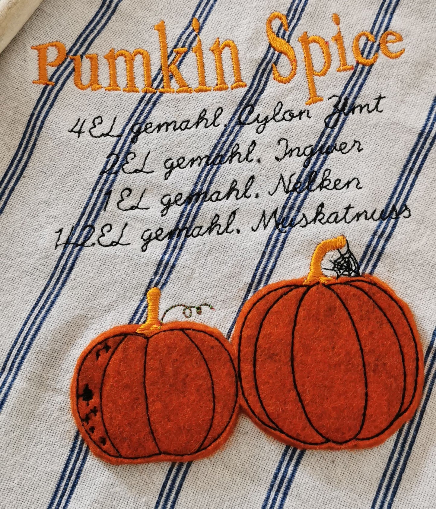 SD: PumpkinSpice Doodle Appli 15x17er