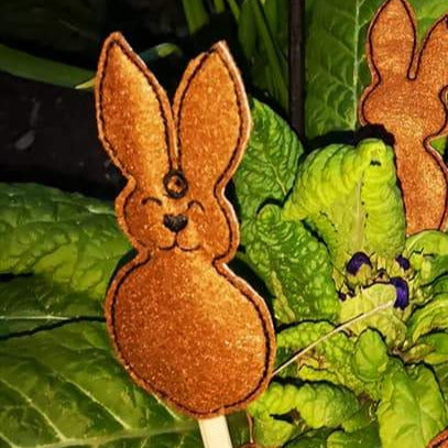 SD: Hase 2021 Loch1 - Anhänger & Steckis 10er