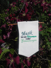 Laden Sie das Bild in den Galerie-Viewer, SD: Musik ist ein Universum voller Erinnerungen