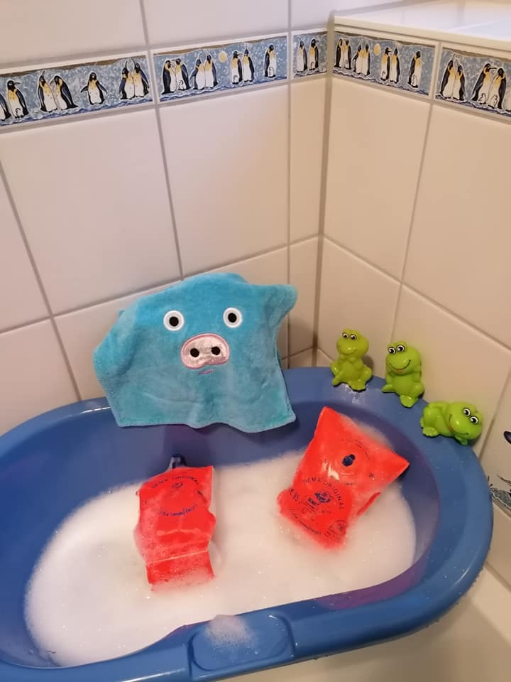 SD: PEEKER Schweinchen Dora 10er