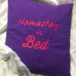 SD: Namastay in Bed 13er