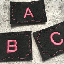 Laden Sie das Bild in den Galerie-Viewer, SD: [Set] Pin it Buchstaben (ITH) 10x10