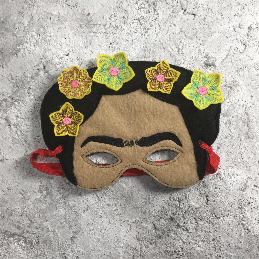 SD: Maske Frau ITH 20er