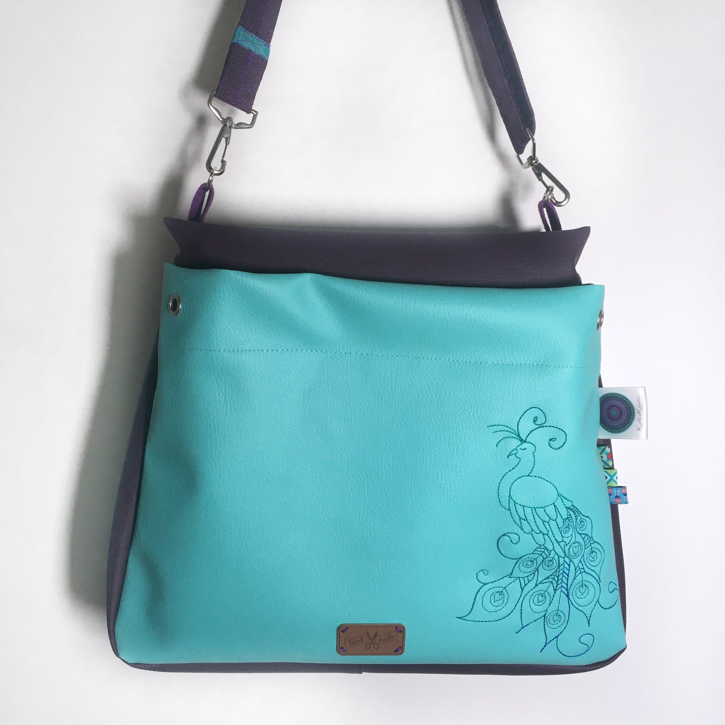 SD: Pfau Ombre Redwork 18er