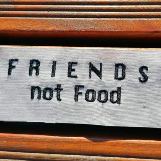 SD: VEGAN - FRIENDS - NOT FOOD