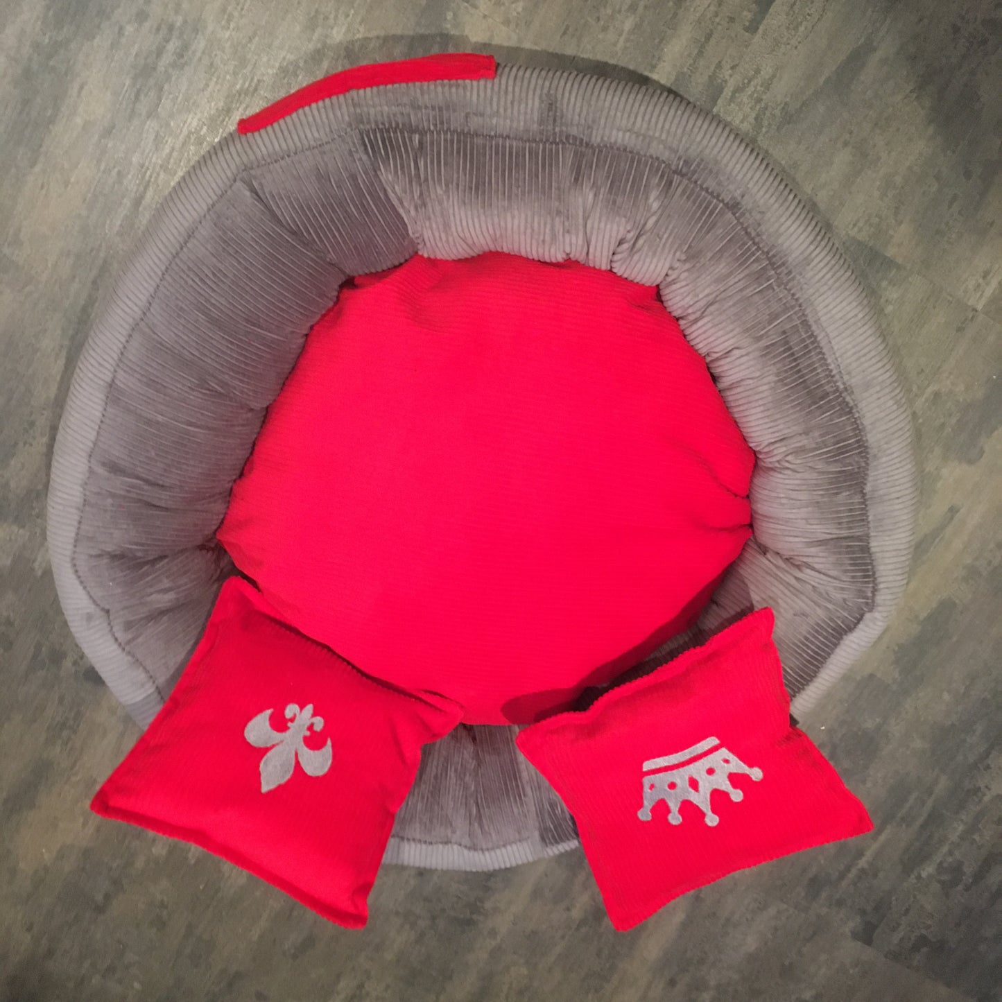 Hundebett M personalisiert + Kissen (Name)
