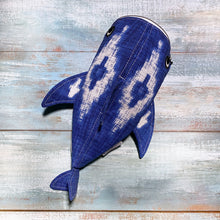 Laden Sie das Bild in den Galerie-Viewer, 🐋🦈 StifteMäppchen Wal-Hai No.1 Unikat - Etui, Federmäppchen, Täschchen
